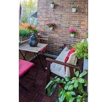 Möbliert: Zentrale 2-Zimmer-Wohnung mit gemütlichem Balkon - Berlin Friedrichshain-Kreuzberg