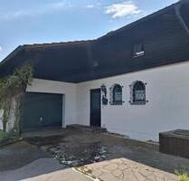 Großes EFH in Eschlkam - 449.000,00&nbsp;EUR Kaufpreis, ca.&nbsp; 202,00&nbsp;m&sup2; in Eschlkam (PLZ: 93458)