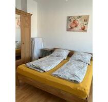 Ausbauwohnung: 61m² Wohnraum + 40m² SNR am Dachboden darüber - Berlin Lankwitz