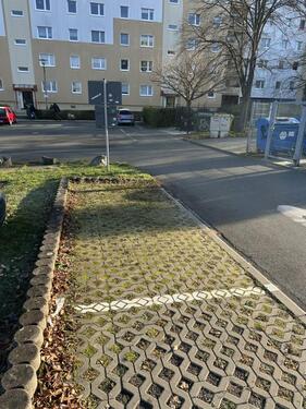 Foto - PKW Stellplatz zu vermieten in Gera Lusan Karl Mathes Straße 20
