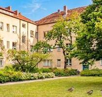 Provisionsfrei: 3-Zimmer-Altbau mit Charm in Schmargendorf - Berlin Charlottenburg-Wilmersdorf Provisionsfrei: 3-Zimmer-Altbau mit Charm in Schmargendorf - Berlin Charlottenburg-Wilmersdorf