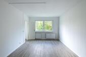 Foto - Helle 3-Zimmer-Wohnung mit Balkon in Schwerin