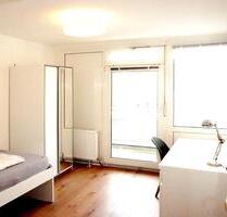 Zimmer in in ruhiger WG, in grüner und absolut zentraler Lage (PL - Berlin Friedrichshain-Kreuzberg