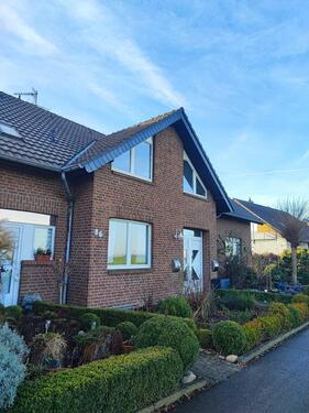 Foto - Reihenhaus - 1.050,00&nbsp;EUR Kaltmiete, ca.&nbsp; 110,00&nbsp;m&sup2;