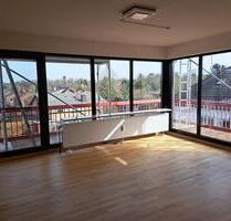 Helle Wohnung (100 qm) mit Balkon Nähe Ü-Bad zu vermieten - Übach-Palenberg