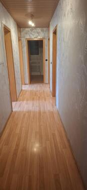 Foto - Zur Vermietung steht eine helle und gut geschnittene Wohnung