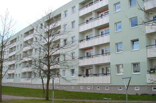 Foto - SWG - mehr als WOHNEN. Ruhig gelegene 2-Zimmer-Wohnung mit Vollbad und Loggia