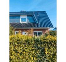 Haushälfte, 27578 Bremerhaven, Schierholzweg 71 A Fotos folgen