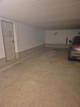 Foto - Pkw tiefgarage stellplatz Laimwestendwestpark
