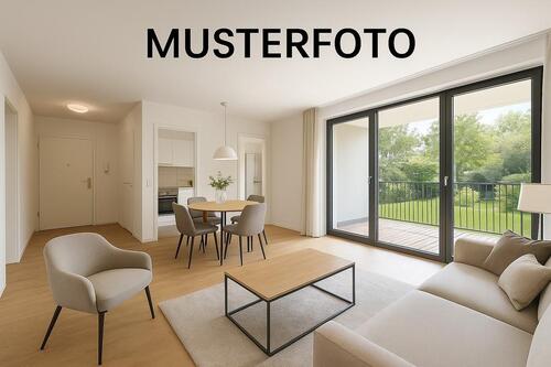 Foto - Provisionsfreie neuwertige 3-Zi.-Wohnung Aufzug Stellplatz Balkon