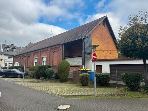 Foto - Gepflegte Lagerfläche mit Büromöglichkeit zentral gelegen