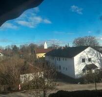 Zwei Zimmer Dachgeschoss - Kamin, Balkon, Badewanne - Aschheim