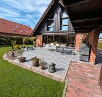 Einfamilienhaus zu verkaufen - 395.000,00&nbsp;EUR Kaufpreis, ca.&nbsp; 158,00&nbsp;m&sup2; in Hage (PLZ: 26524)