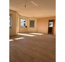 4-Zimmer-Wohnung mit Fußbodeheizung, 2 Balkonen - Willroth