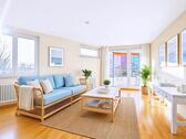 Foto - 4. OG mit Sonnenbalkon, Aufzug und EBK, 2. Zimmer möglich