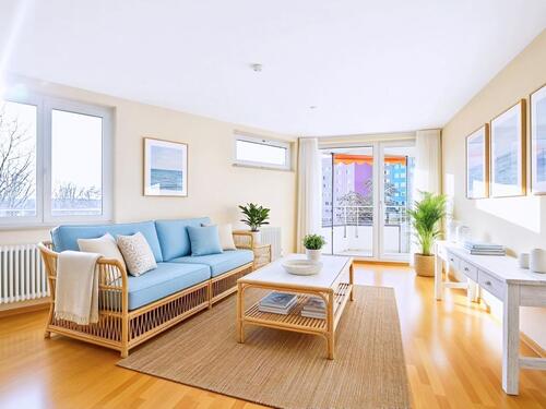 Foto - 4. OG mit Sonnenbalkon, Aufzug und EBK, 2. Zimmer möglich