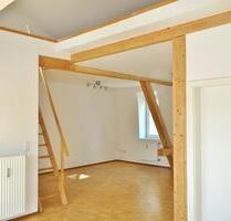 Großzügig geschnittene Dachgeschoss Wohnung - Krefeld