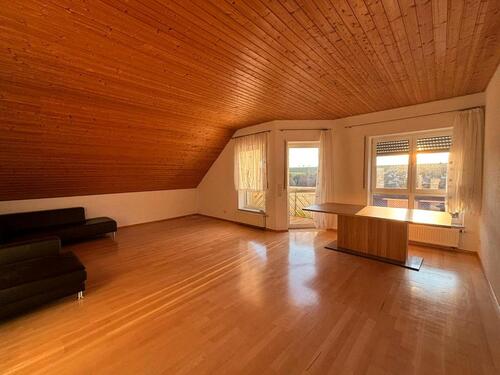 Foto - Helle 4-Zimmer Wohnung, 112qm, ruhige Ortsrandlage, Vermietung