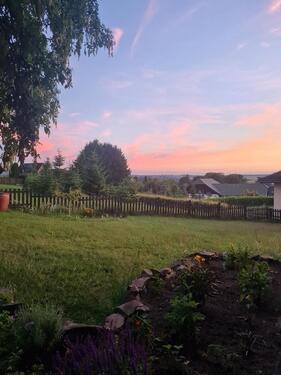 Foto - Helle 5-Zimmer-Wohnung mit Terrasse, Garten und Garage