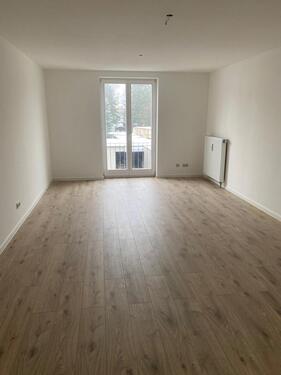 Foto - Helle 3-Zimmerwohnung mit Abstellkammer und Wanne in schöner Lage !
