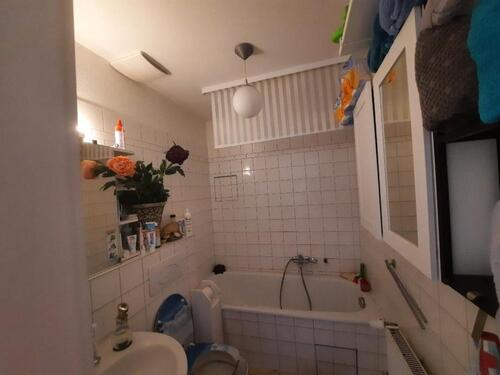 Foto - 3 Zimmer Wohnung ab 1.2. am Antonplatz Abstand und Malerarbeiten