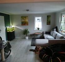 3 Zimmerwohnung 80qm Bad EBK - 700,00&nbsp;EUR Kaltmiete, ca.&nbsp; 80,00&nbsp;m&sup2; in Siegen (PLZ: 57080) Eiserfeld