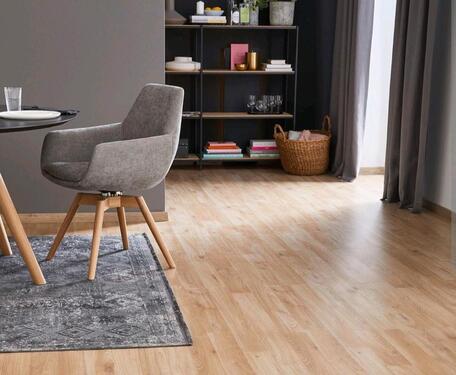 Foto - Helle 4-Zimmer-Wohnung mit Balkon in Aalen-Grauleshof