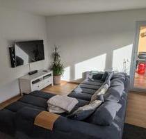 Freistehendes Einfamilienhaus mit großem Garten und Balkon - Neustetten