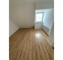 Gemütliche 2-Zimmer-Dachgeschosswohnung in der Tilsiter Straße (Mürwik) - Flensburg Fruerlund