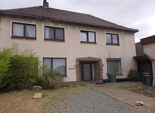 Foto - Sanierungsobjekt auf 1699 m2 Grundstück ( 3 Flurstücke) - Nähe Bs