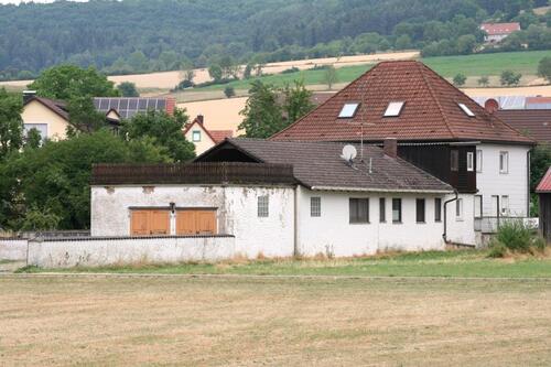 Foto - 10 Zimmer Mehrfamilienhaus, Wohnhaus in Gerolfingen
