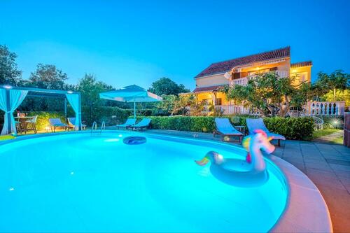 Foto - Ferienhaus 'Villa Luka' mit privatem Pool und Whirlpool
