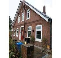 gepflegtes 1-2-Familenhaus zentral in Langen - Geestland