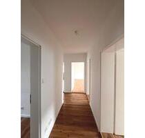 Moderne 2,5-Zimmer-Wohnung mit Balkon in Amberg