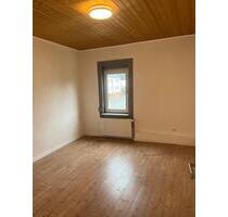 Voll renovierte 3-Zimmer-Wohnung (85–93 m²) - Leun