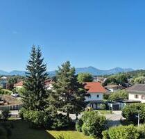 Helle 3-Zimmer-Wohnung mit Dachterrasse & Bergblick in Traunstein