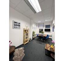 Besprechungs- oder Arbeitszimmer, möbliert – Frankfurt-Nieder-Eschbach - Frankfurt am Main Bonames