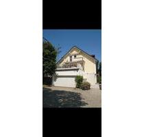 Exklusive 2-Zi.-DG-Wohnung – Toplage München