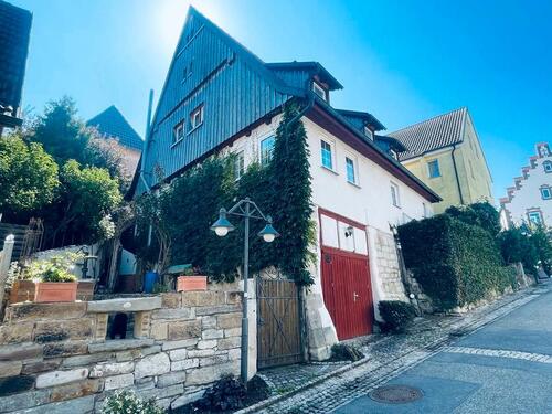 Foto - 8.5 Zimmer Mehrfamilienhaus, Wohnhaus zum Kaufen in Sachsenheim