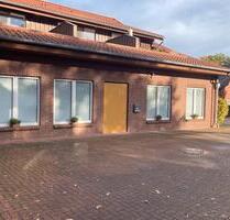 Helle Büroräume mit WC in BurgdorfOtze