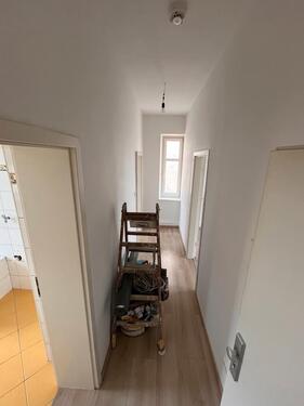 Foto - Frisch renovierte 2ZKB Wohnung - 1.050,00&nbsp;EUR Kaltmiete, ca.&nbsp; 65,00&nbsp;m&sup2;