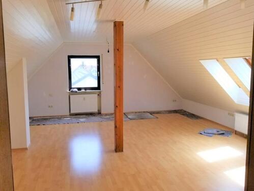 Foto - ER-Hüttendorf: Hübsche, gemütliche 1 ZW unterm Dach
