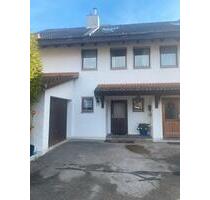 Große DHH in Geretsried - 965.000,00&nbsp;EUR Kaufpreis, ca.&nbsp; 160,00&nbsp;m&sup2; in Geretsried (PLZ: 82538)