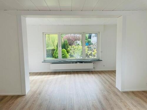 Foto - 4 Zimmer Erdgeschosswohnung (großzügig renoviert)