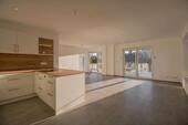 Foto - Helle 4 Zimmerwohnung - 2.280,00&nbsp;EUR Kaltmiete, ca.&nbsp; 130,00&nbsp;m&sup2;