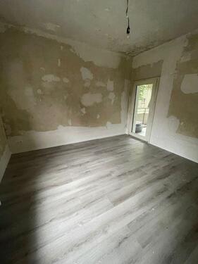 Foto - Tapezieren - Einziehen - Wohlfühlen**1Zi, Balkon