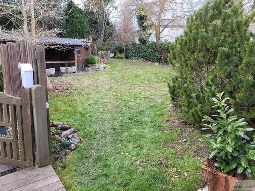 Foto - Wohnung mit Sauna, 240m² Garten und Gästewohnung.