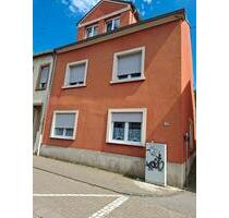 Dreifamilienhaus Merzig - 243.000,00&nbsp;EUR Kaufpreis, ca.&nbsp; 194,00&nbsp;m&sup2; in Merzig (PLZ: 66663)