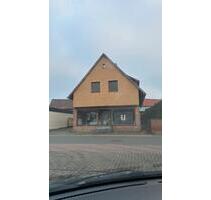 Haus mit Gewerbefläche - 160.000,00 EUR Kaufpreis, in Haverlah (PLZ: 38275)