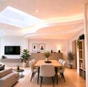 Foto - Helle 5 Zimmer Wohnung 147 qm, großer Balkon Galerie, im Zentrum